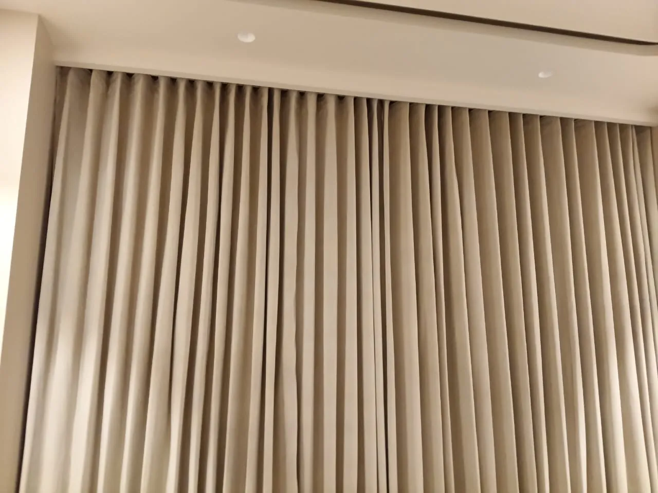 Wave-Pleated Curtains